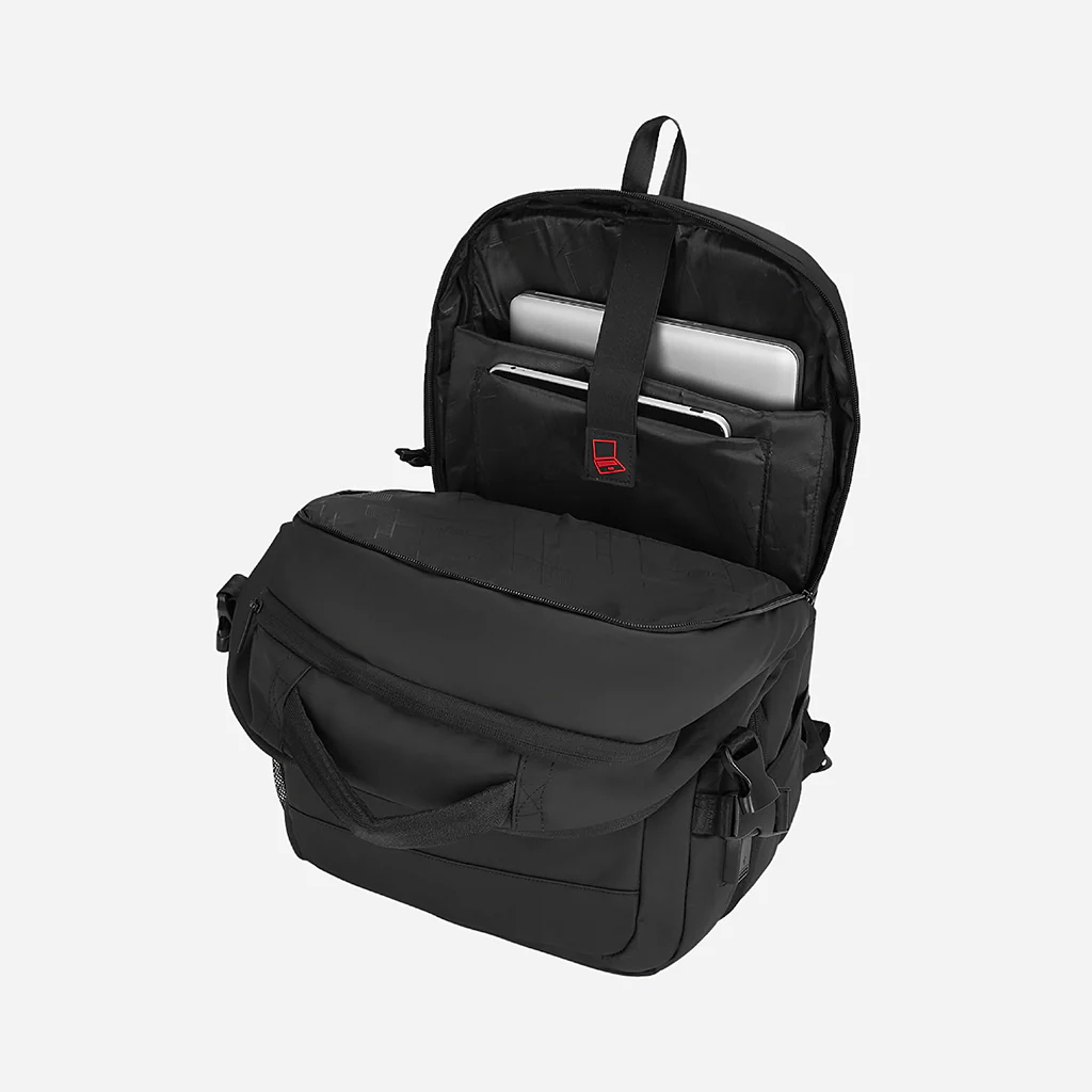 Safari Beyond 28L Black Overnighter Formal Backpack with USB Port - Image 5