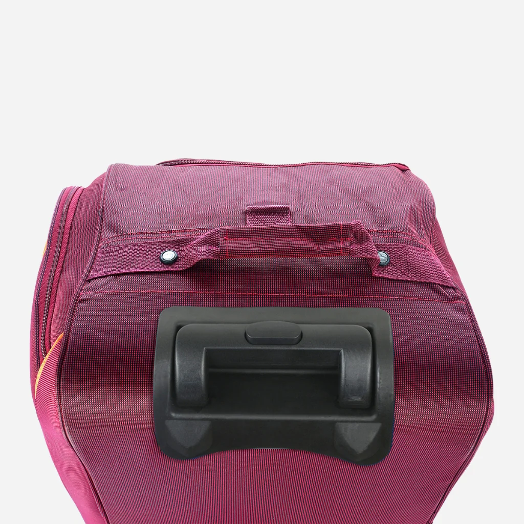 Safari Celsius Superior 67 Rolling Duffle With Wheels Red - Image 3