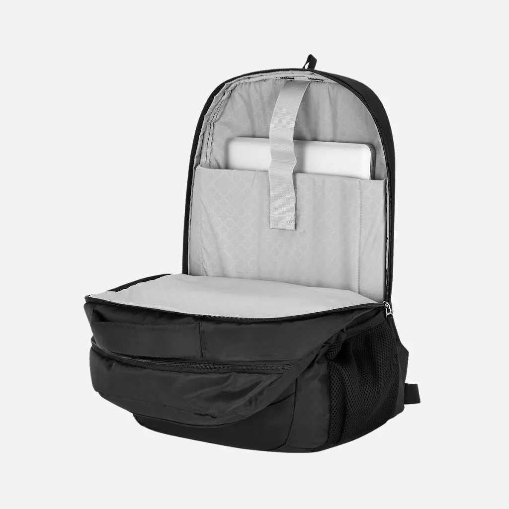 Safari Chase 108 Superior 27.4L Black Superior Laptop Backpack with Easy Access Pockets - Image 3