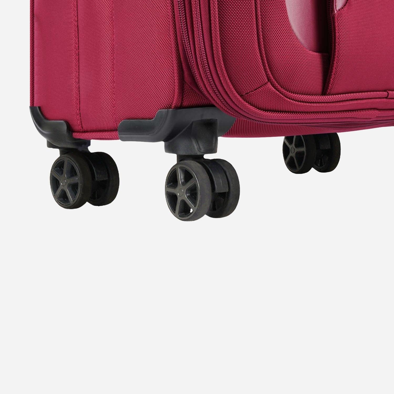 Safari Nuvaldo Superior Red Trolley Bags with Dual Wheels - Image 4