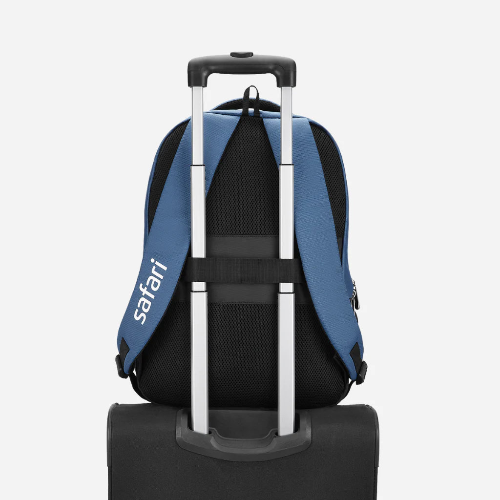 Safari Blink 2 36L Blue Laptop Backpack with Raincover and smart sleeve - Image 2