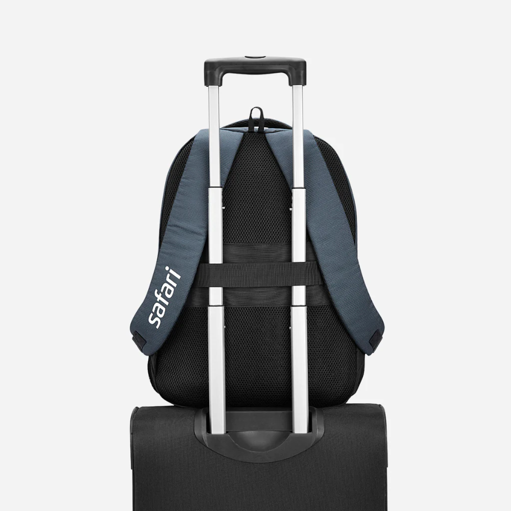 Safari Blink 2 36L Grey Laptop Backpack with Raincover and smart sleeve - Image 4
