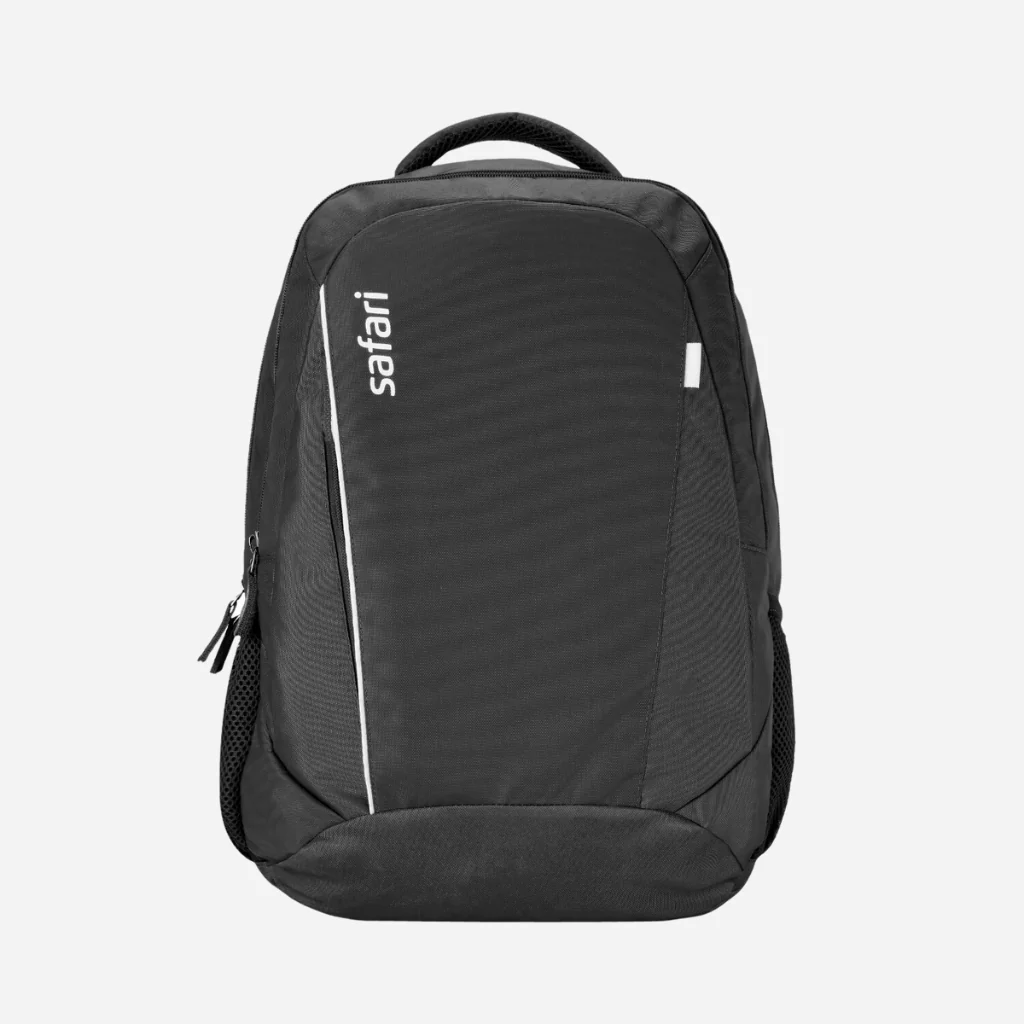 Safari Chase 102 20.6L Black Backpack with Easy Access Pockets - Image 2