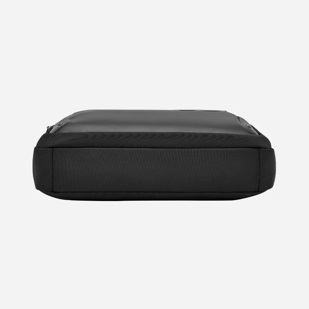 Safari Ember Messenger Bag with Dual compartments - Black - Image 10