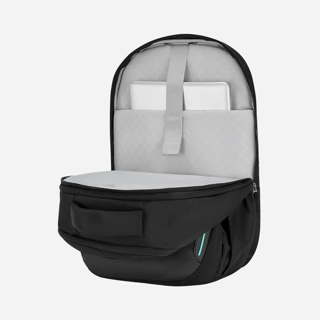Safari Expand 10 43L Black Laptop Backpack - Image 7