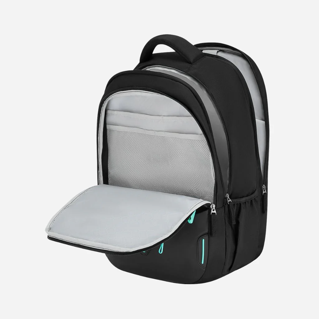 Safari Expand 10 43L Black Laptop Backpack - Image 9
