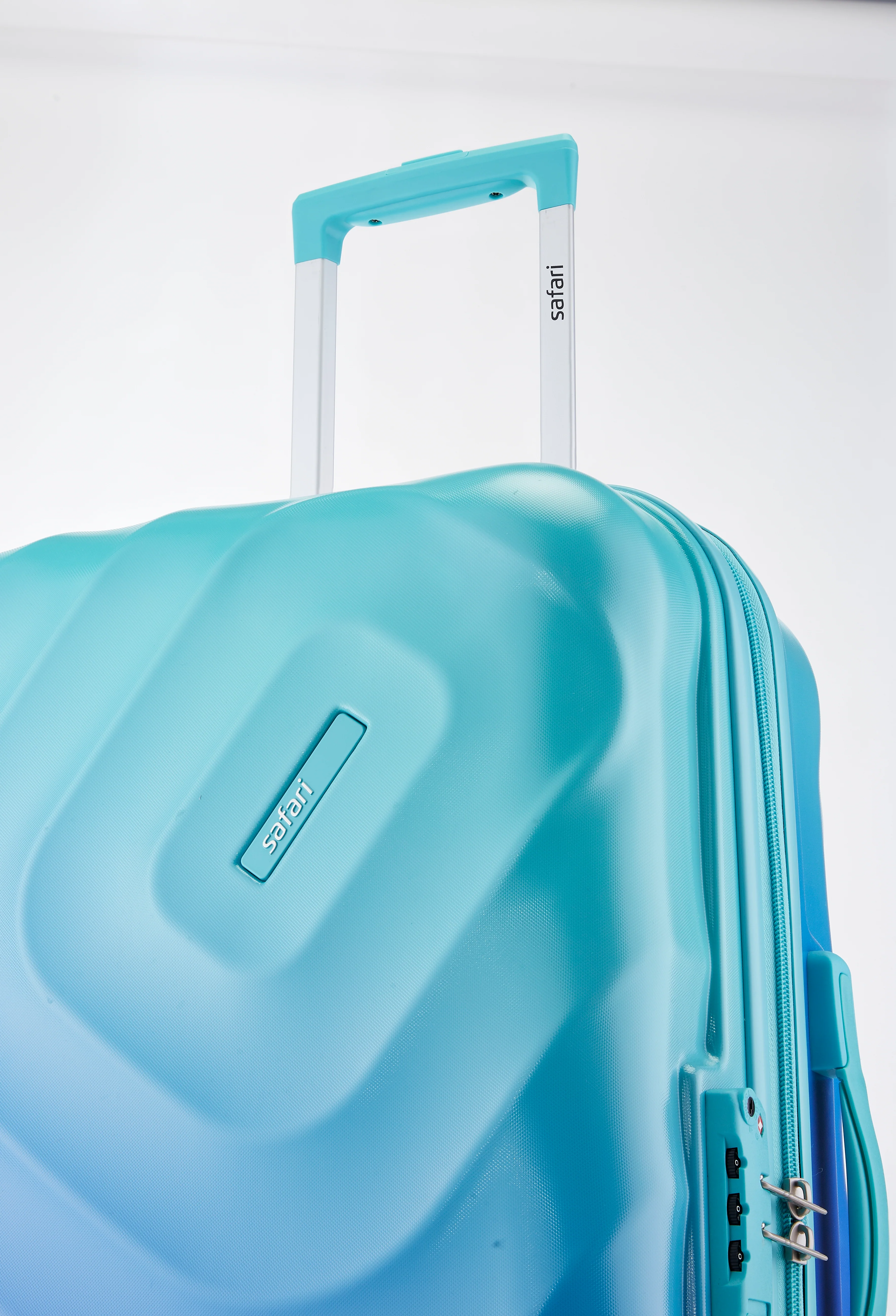Safari Haze Splash Trolley Bag with TSA Lock, Dual wheels, Side Hooks and Anti-theft Zipper - Image 6