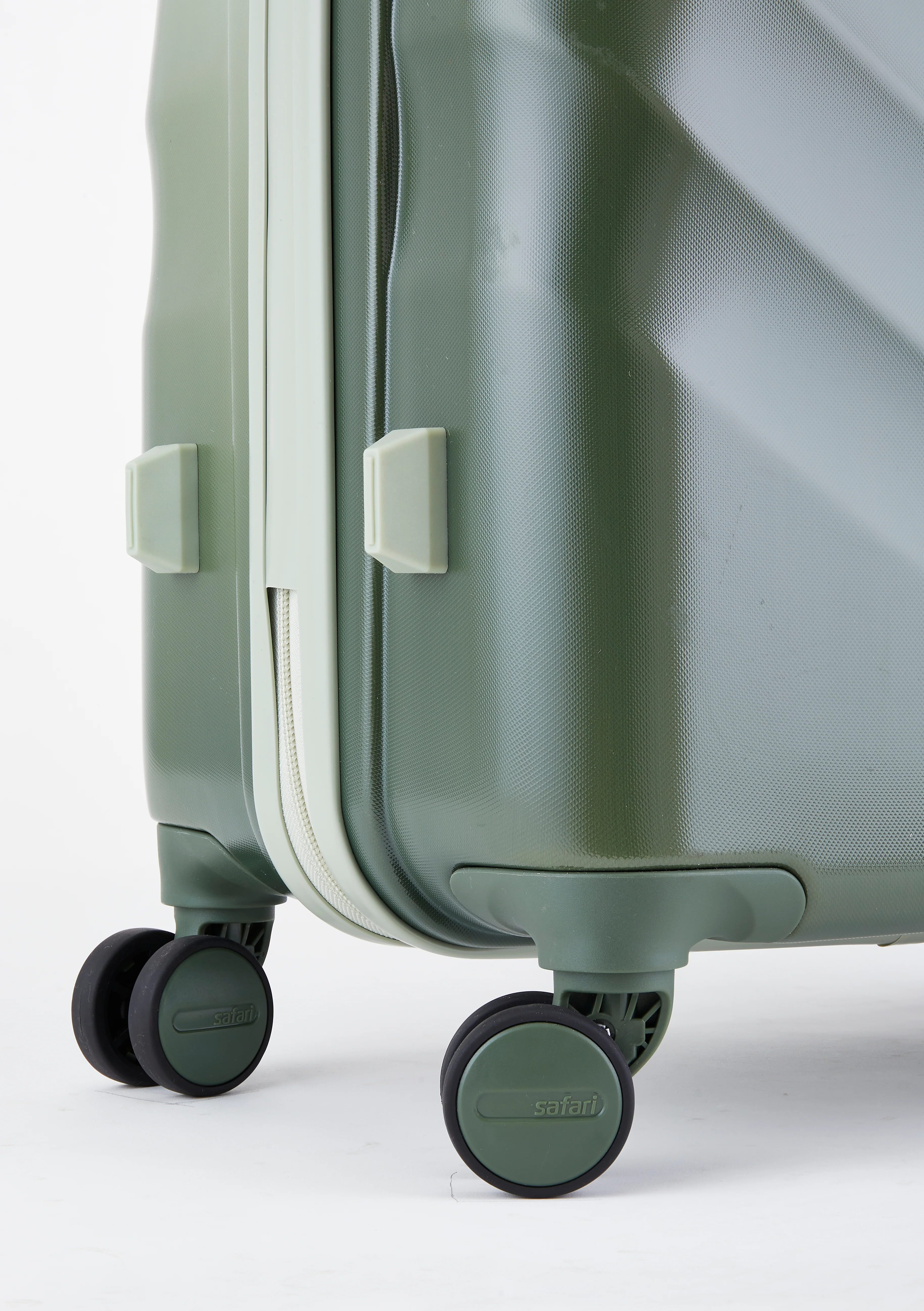 Safari Haze Tropica Trolley Bag with TSA Lock, Dual wheels, Side Hooks and Anti-theft Zipper - Image 30