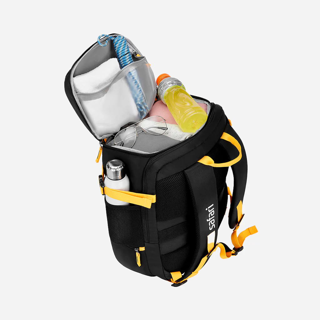 Safari Quest 45L Black Overnighter Travel Rucksack with Wet Pouch and Ergonomic Straps - Image 2