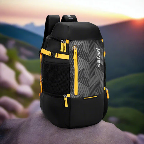 Safari Quest 45L Black Overnighter Travel Rucksack with Wet Pouch and Ergonomic Straps - Image 4