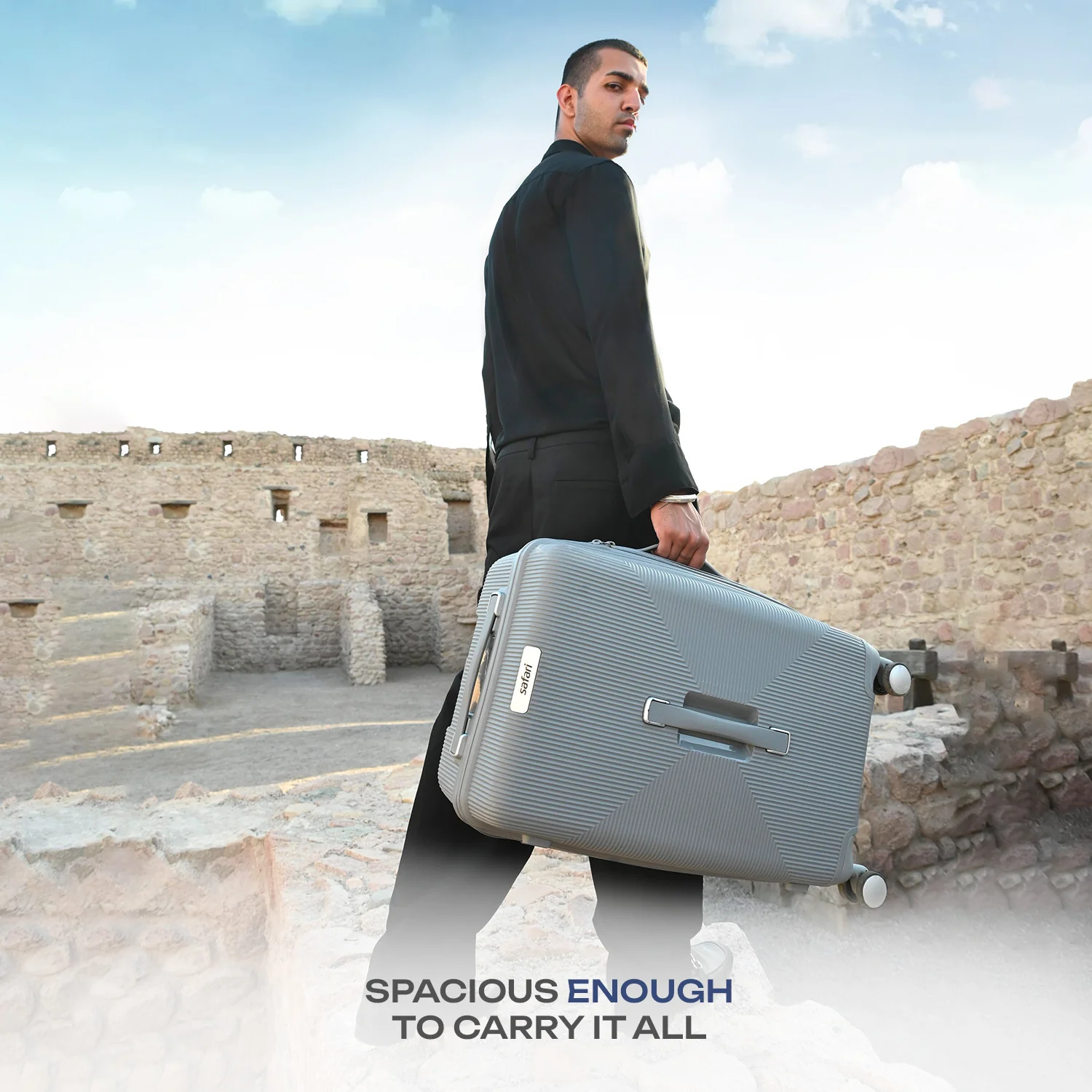 Safari Trunk Trolley Bag with Front Handle, TSA lock and Anti-Theft Zipper Cyan - Image 17