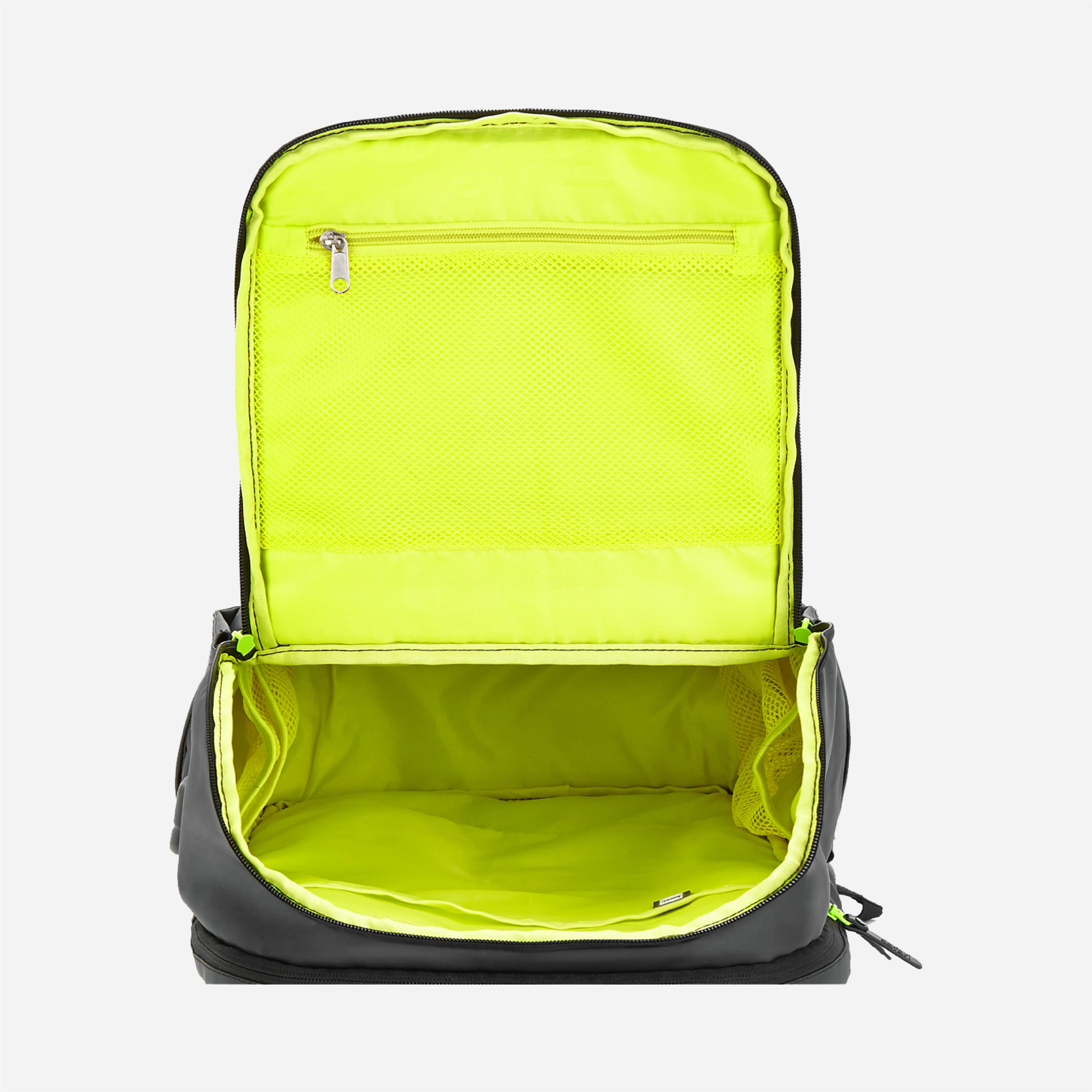 Safari Ultimo 23L Black Laptop Backpack with USB Port and Dust Resistant Fabric - Image 7
