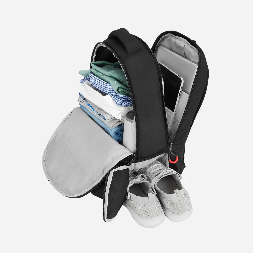 Safari Unite 45L Black Overnighter Travel Backpack with Shoe Compartment, Organized Interiors and Raincover - Image 9