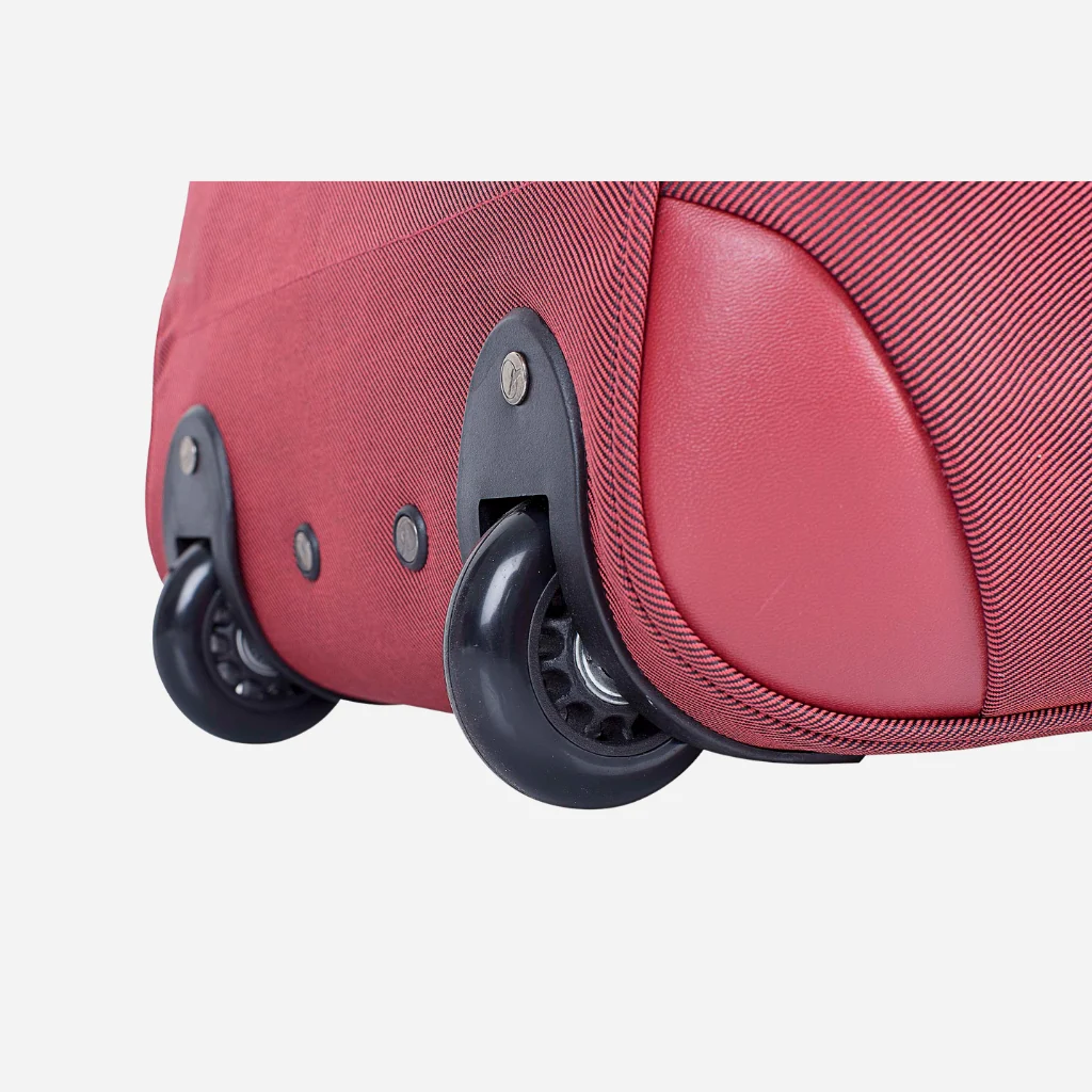 Safari Vista Superior Plus 67 Rolling Duffle With Wheels Red - Image 2